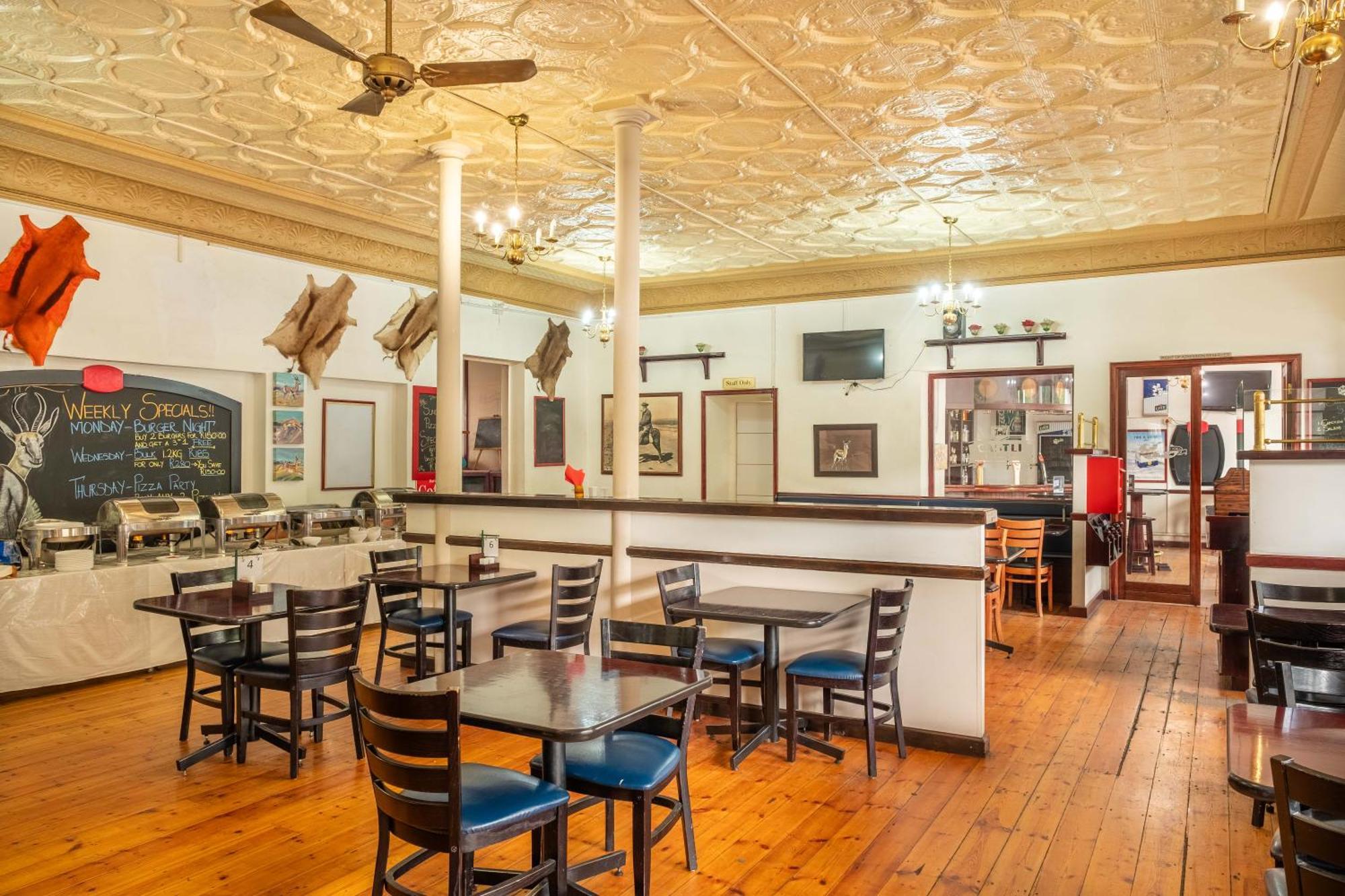 Karoo Country Inn Middelburg  외부 사진